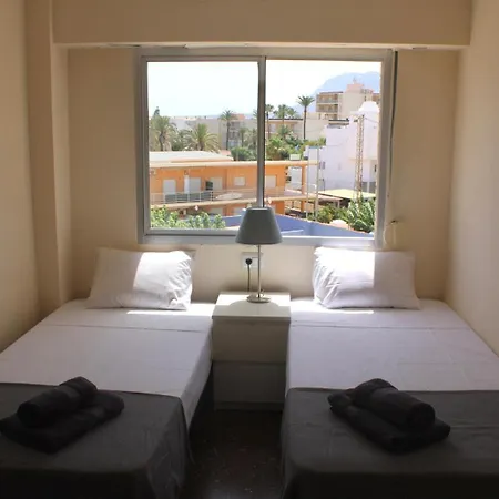 Urbanizacion La Naranja Apartment *